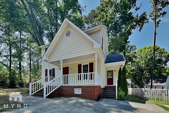 Building Photo - 4701 Thurmount Pl