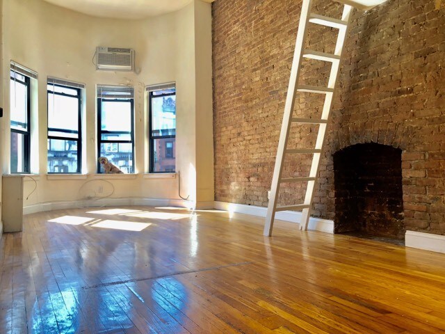 Foto principal - 348 West End Ave