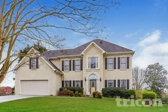 Building Photo - 1260 Castle Pointe Ln
