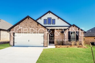 Building Photo - 5348 Lannister Ln
