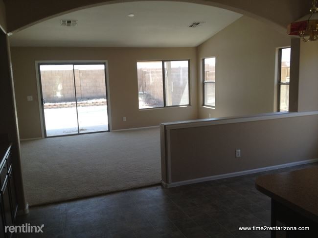 Building Photo - 8217 S 45th Ln