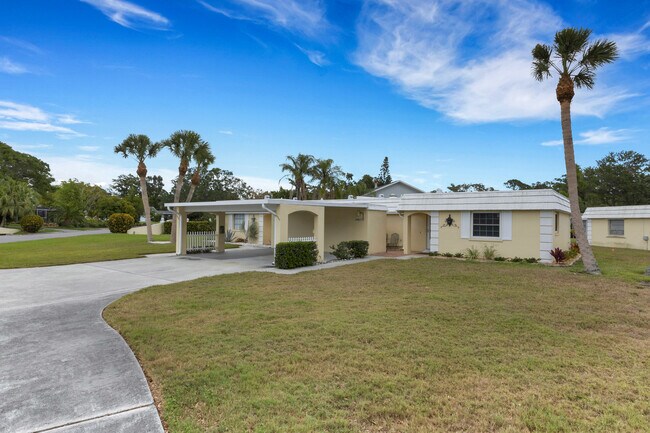 Foto del edificio - 5907 Tidewood Ave