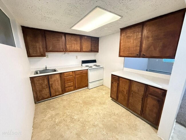 Foto del edificio - 6602 W Lincoln Ave
