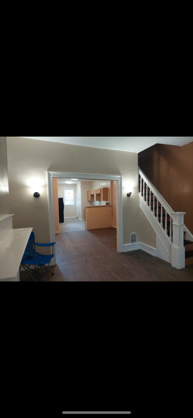 Foto del edificio - 1348 Kerbaugh St