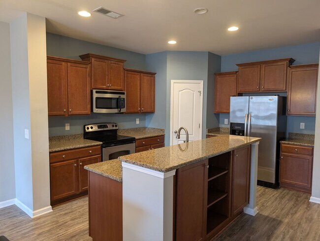 Foto del edificio - Mint Hill! 3 Bedroom! 100% Renovated!