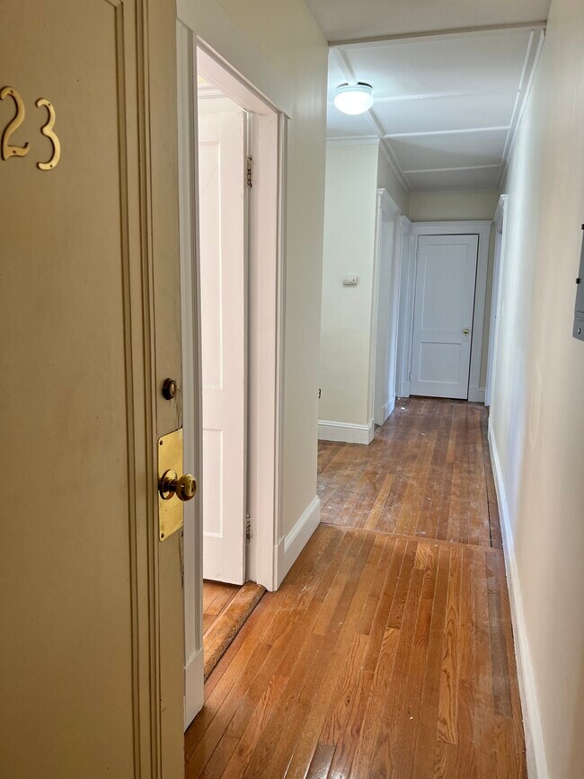 Building Photo - 1177 Boylston St