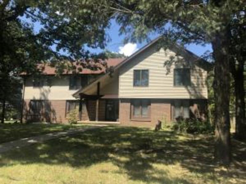 925 R Ave Unit 206, Nevada, IA 50201 Condo for Rent in Nevada, IA