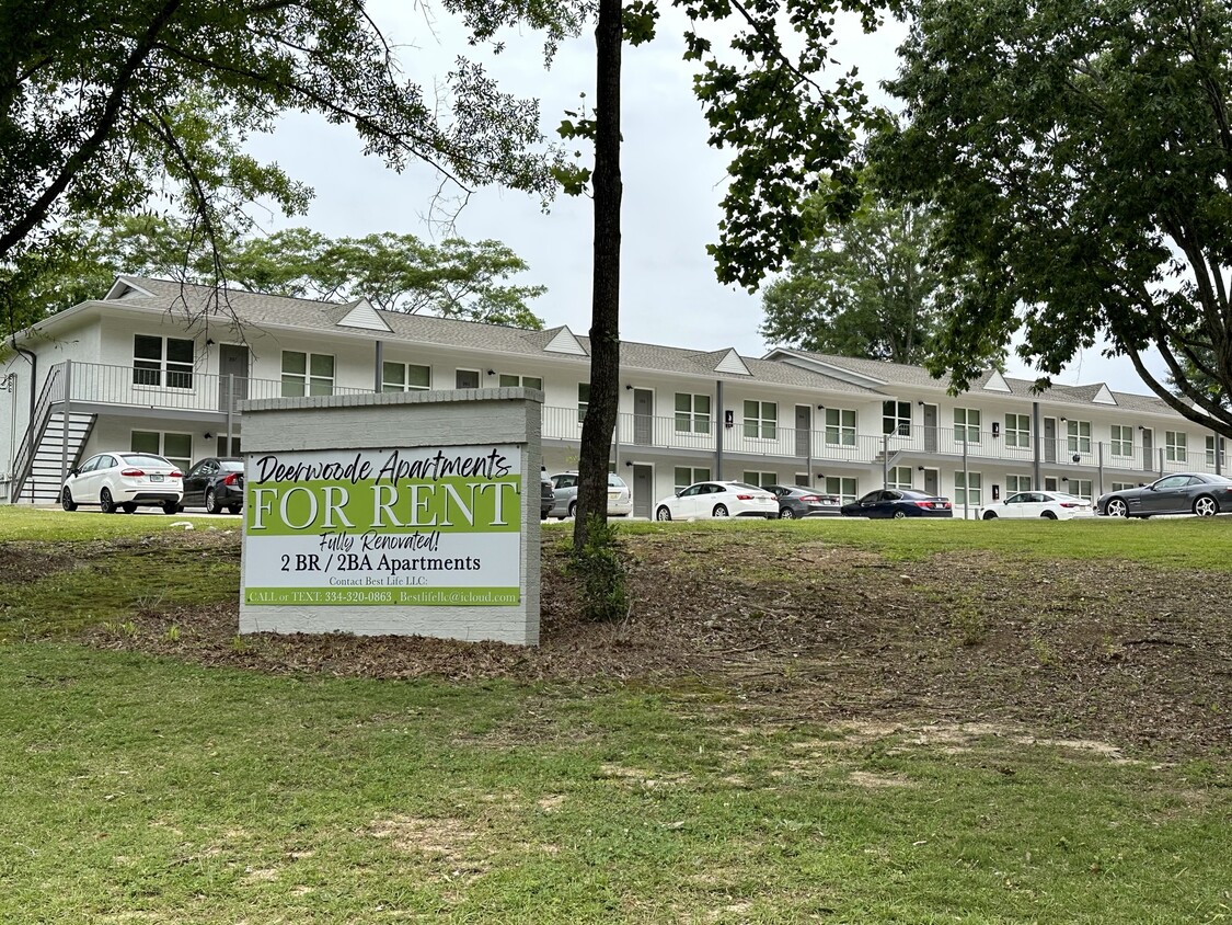 Deerwoode Apartments, convenientemente ubicado en E. Glenn - Deerwoode Apartments