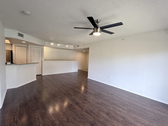 Foto del edificio - 4175 N Haverhill Rd