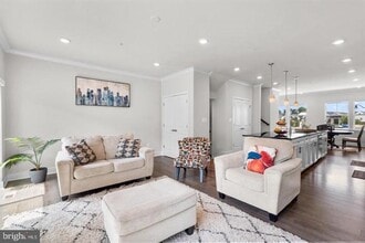 Building Photo - 614 Chalcedony Ln