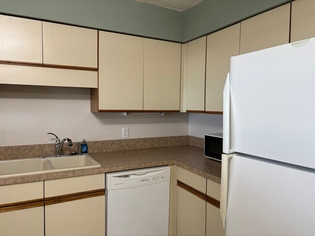 Foto del edificio - 2220 Ocean Shore Blvd