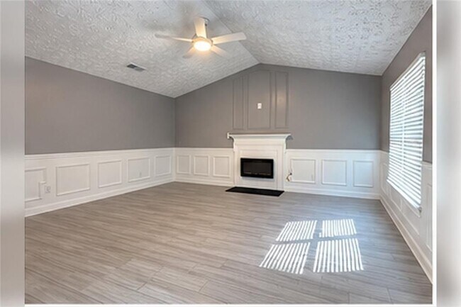 Building Photo - 5856 Rock Rd