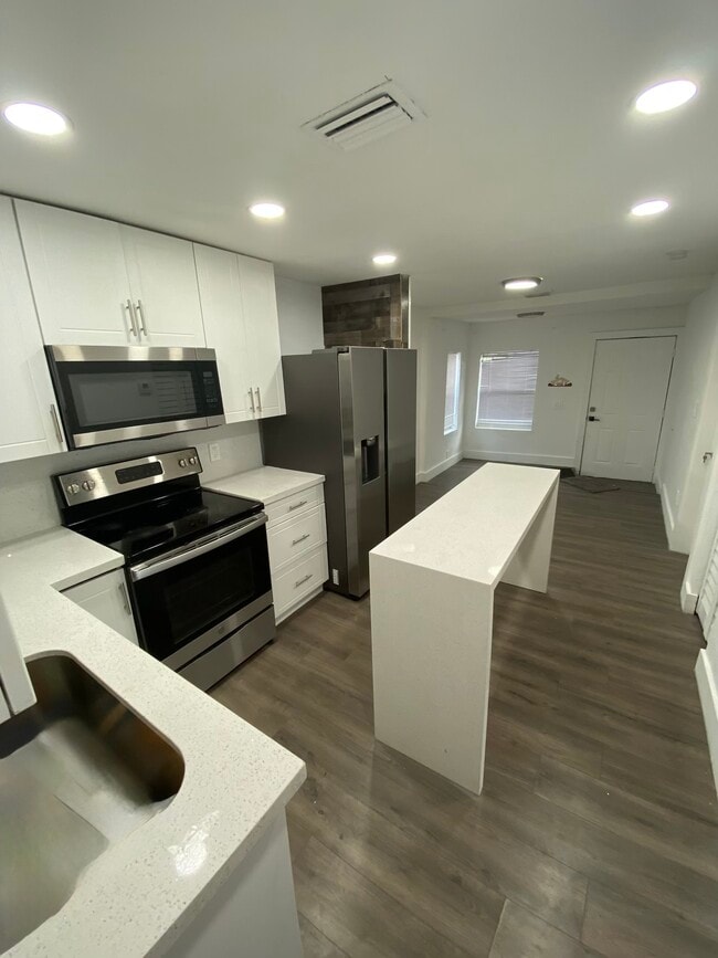 Building Photo - 2987 NW 44th St