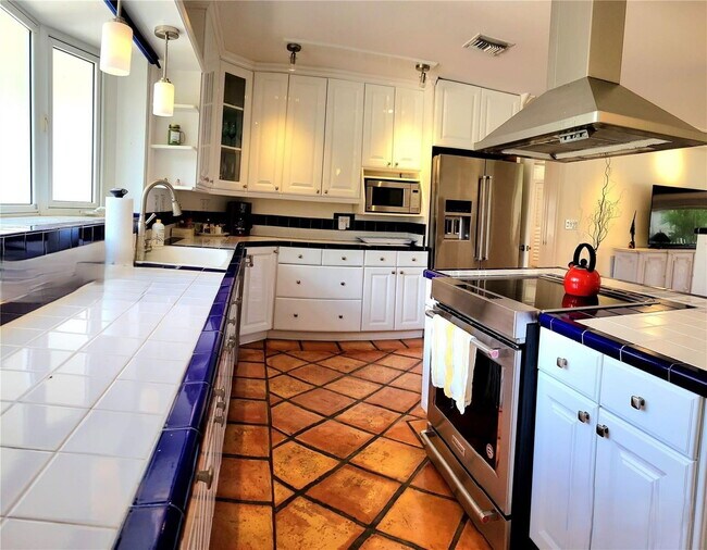 Foto del edificio - 2781 NE 23rd Ct