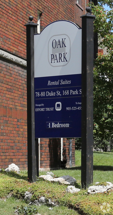 Photo du bâtiment - Oak Park Apartments