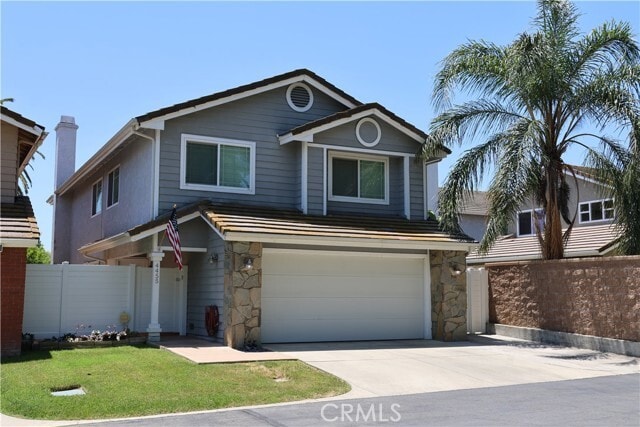 Foto del edificio - 4455 Satinwood Ct