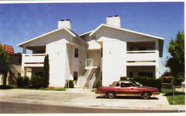 Building Photo - 6249 Bellota Dr