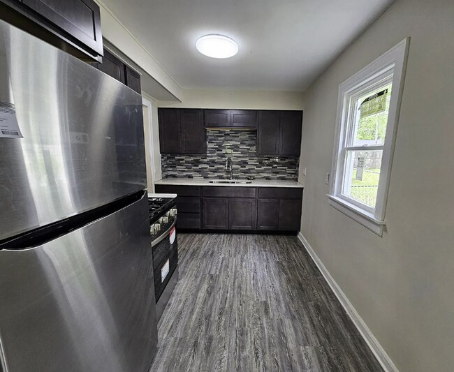 Foto del edificio - Newly Renovated 3 Bedroom
