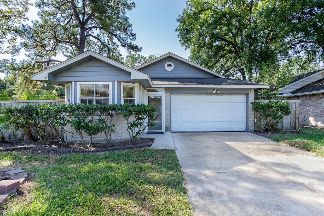 15802 Owl St, Humble, TX 77396 House for Rent in Humble, TX