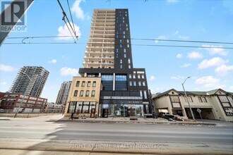 Building Photo - 181 King St S