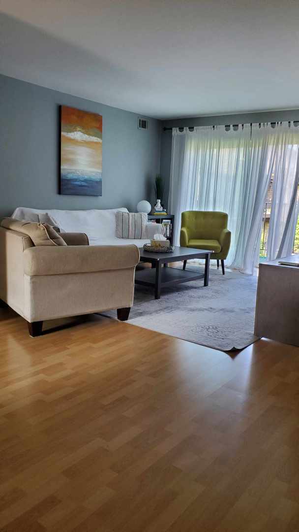 Foto del edificio - 9475 Bay Colony Dr