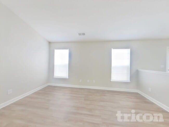 Building Photo - 956 Ashland Ave