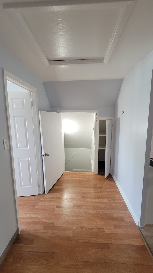 Foto del edificio - 397 Clifton Ave