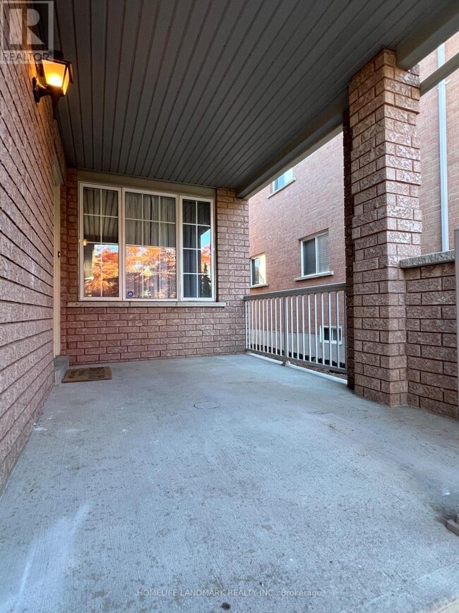 Photo du bâtiment - 55 Quetico Dr