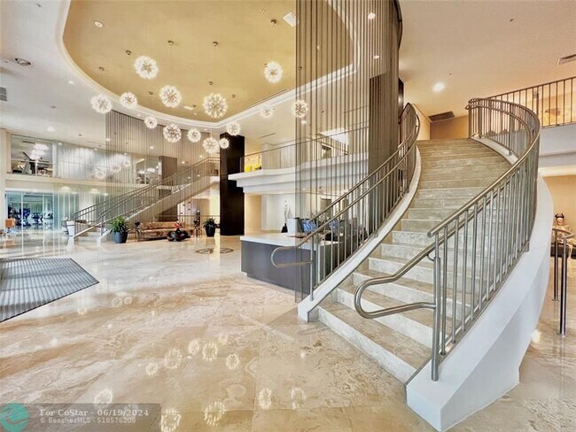 Foto del edificio - 511 SE 5th Ave