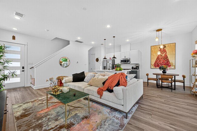 Foto del edificio - 778 W Tidwell Rd