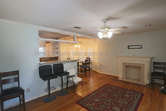 Foto del edificio - 2827 23rd St