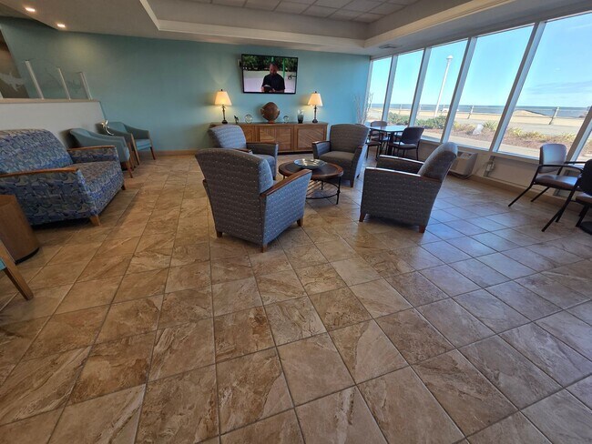 Building Photo - DOLPHIN RUN CONDOMINIUM