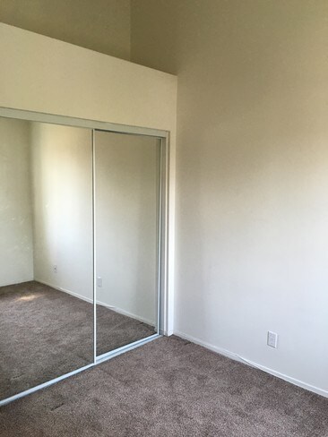 Building Photo - 6431 Los Robles Ave