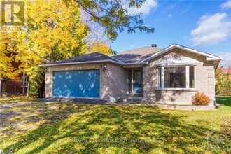 Building Photo - 13 Sai Crescent