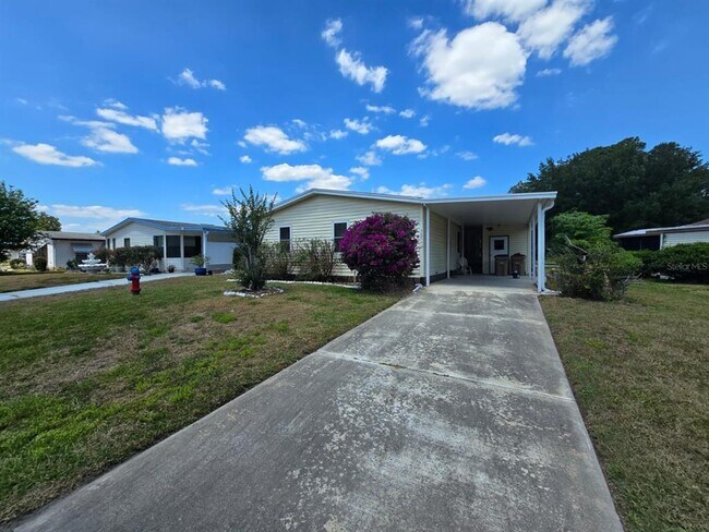 Building Photo - 305 Westwood Dr