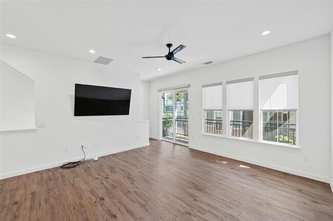 Foto del edificio - 3809 Valley View Rd