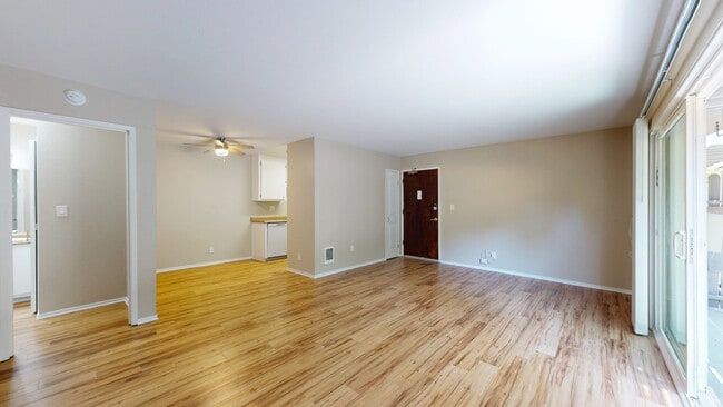 Building Photo - 551 Alameda del Prado