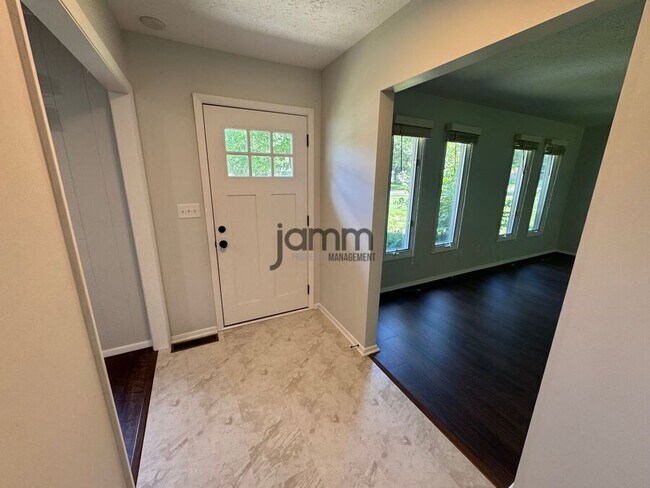 Building Photo - 5250 Mills Creek Ln