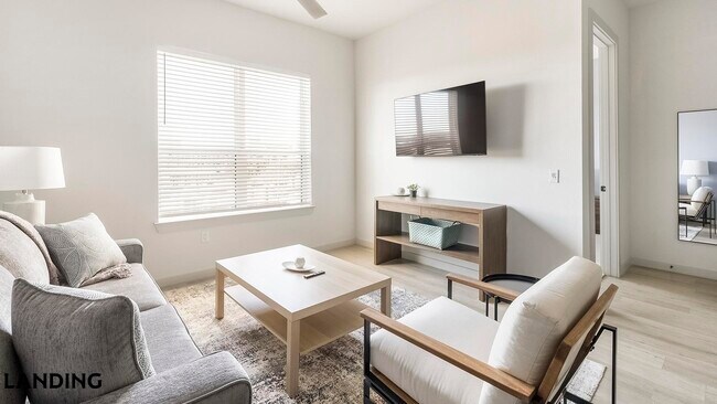 Foto del edificio - 1345 E 15th St