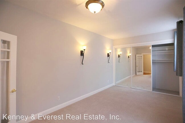 Building Photo - 1 br, 1 bath House - 2941 Gough #7