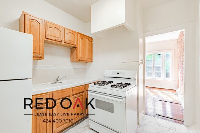 Foto del edificio - 532 S Coronado St