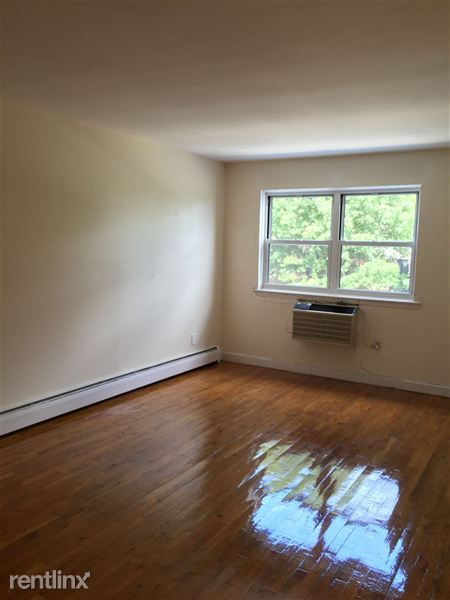 Building Photo - 2258 78th St