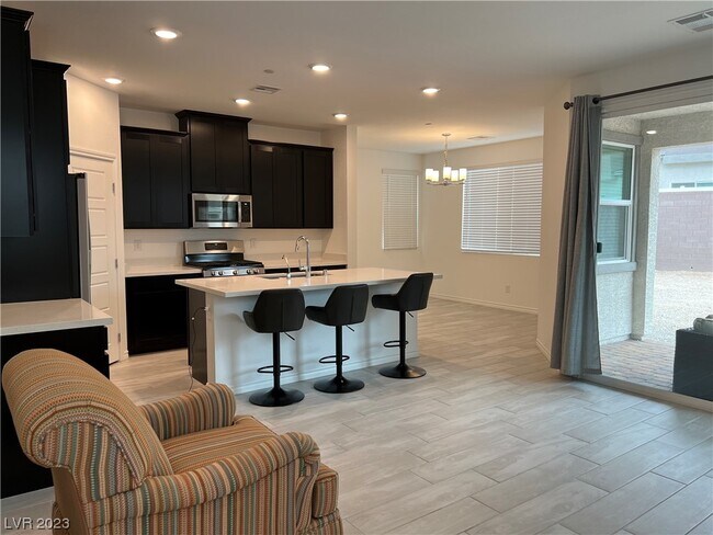 Building Photo - 3771 Bright Aquarius Ln