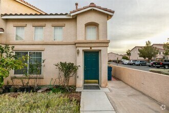 Building Photo - 48 Belle Essence Ave