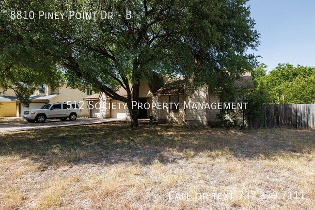 Foto del edificio - 8810 Piney Point Dr