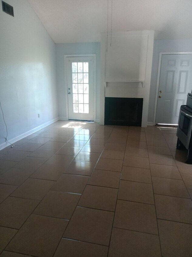 Foto principal - 13865/13867 Old Hammond Hwy