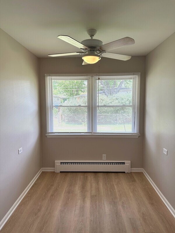 Building Photo - 422 Edwards Ave Unit A