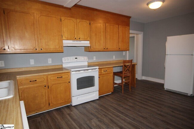 Foto del edificio - 412 Darlington Ave