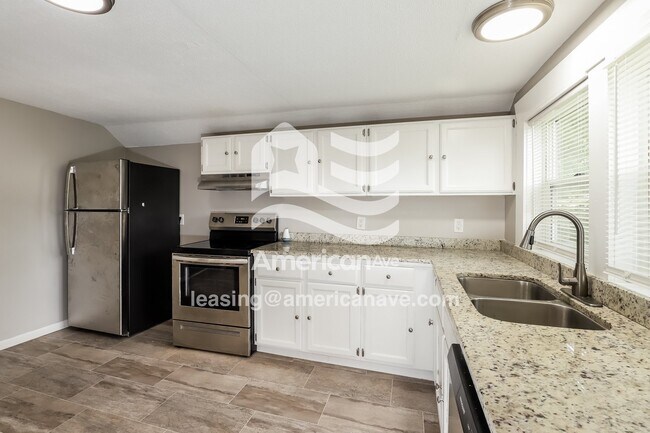 Foto del edificio - 624 Marion St