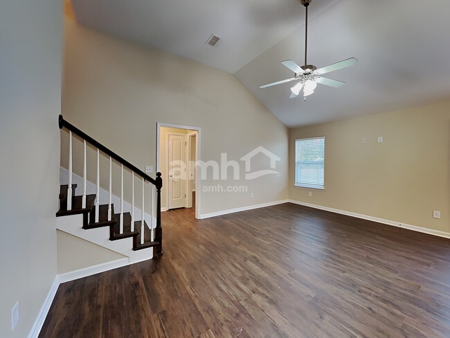 Building Photo - 2087 Longhunter Chase Dr